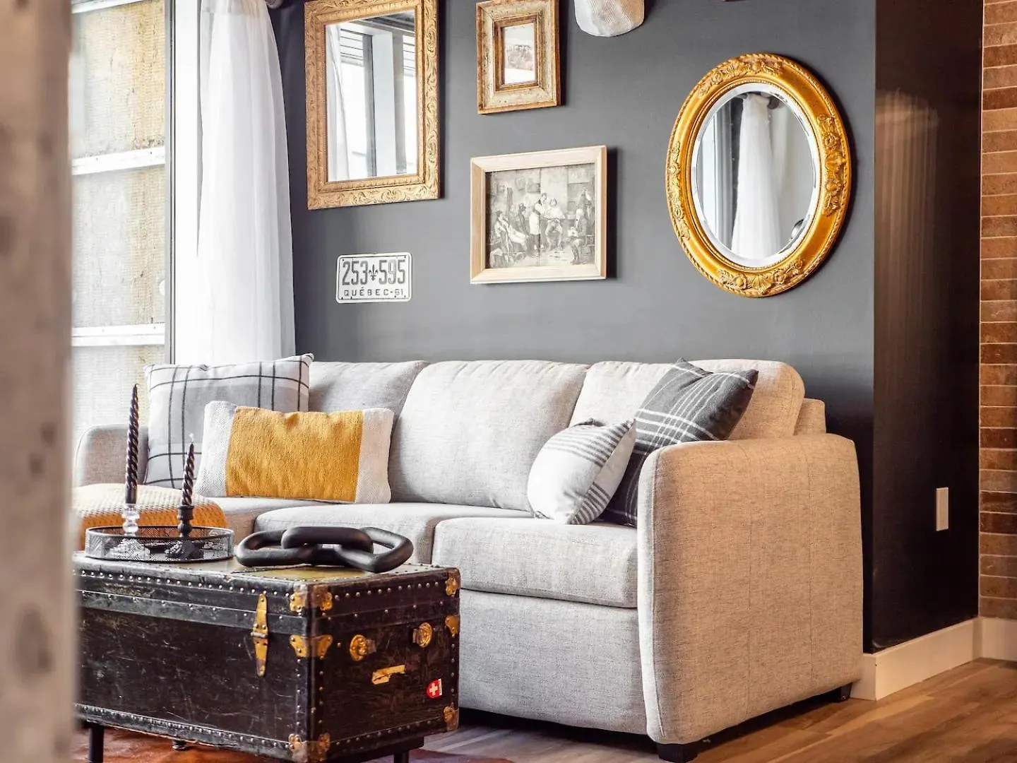 Rustic, Downtown Quebec, Rooftop Pool, 2 Bedrooms And 2 Bathrooms -Up To 6 Guests مدينة كويبيك