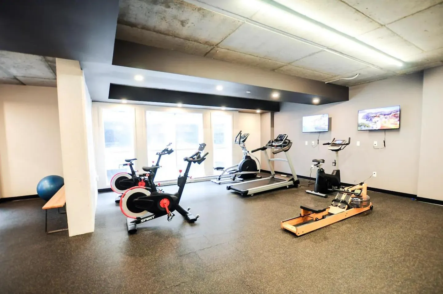 Apartamento Rustic, Downtown Quebec, Rooftop Pool, 2 Bedrooms And 2 Bathrooms -Up To 6 Guests