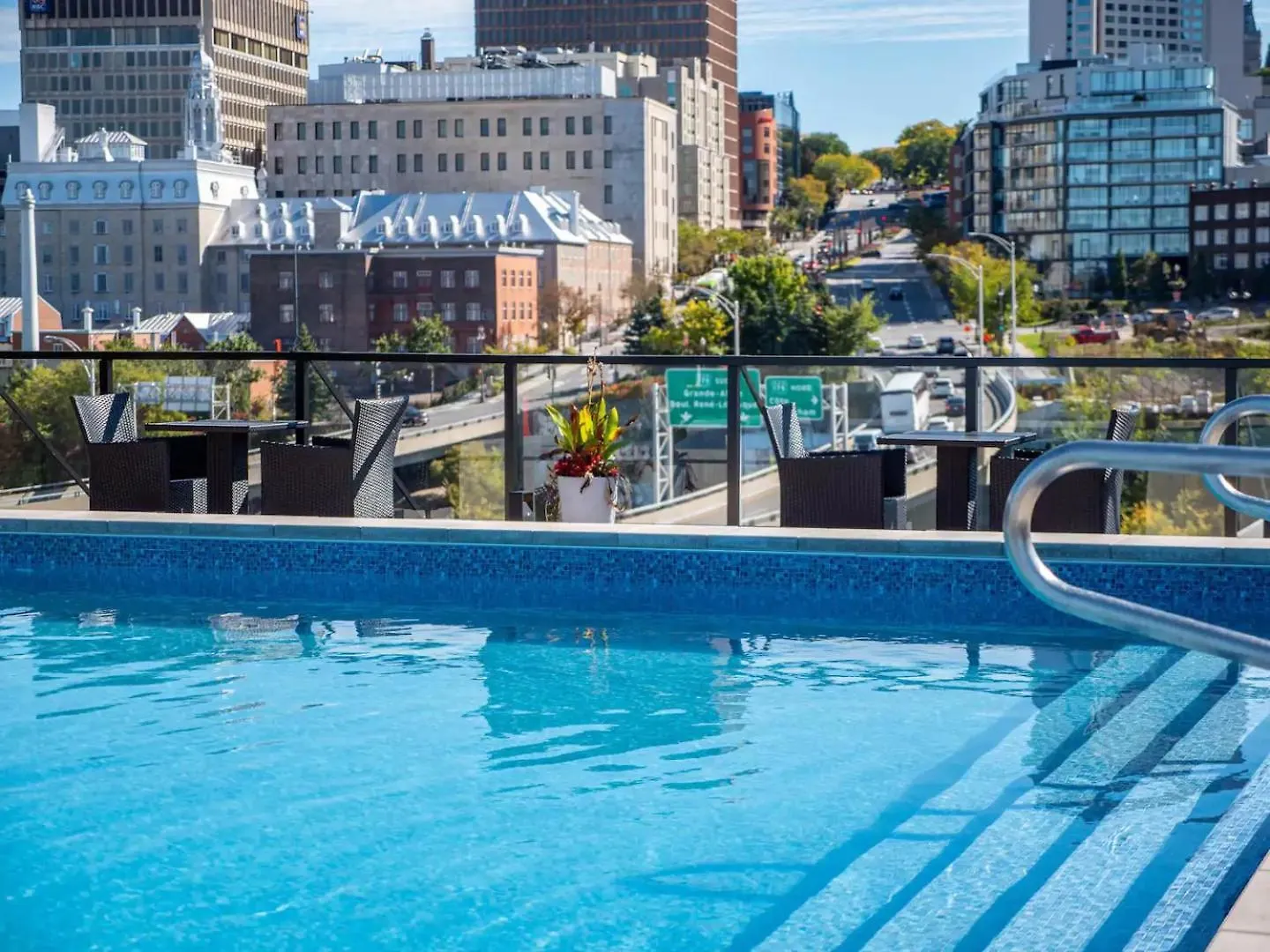 Apartamento Rustic, Downtown Quebec, Rooftop Pool, 2 Bedrooms And 2 Bathrooms -Up To 6 Guests